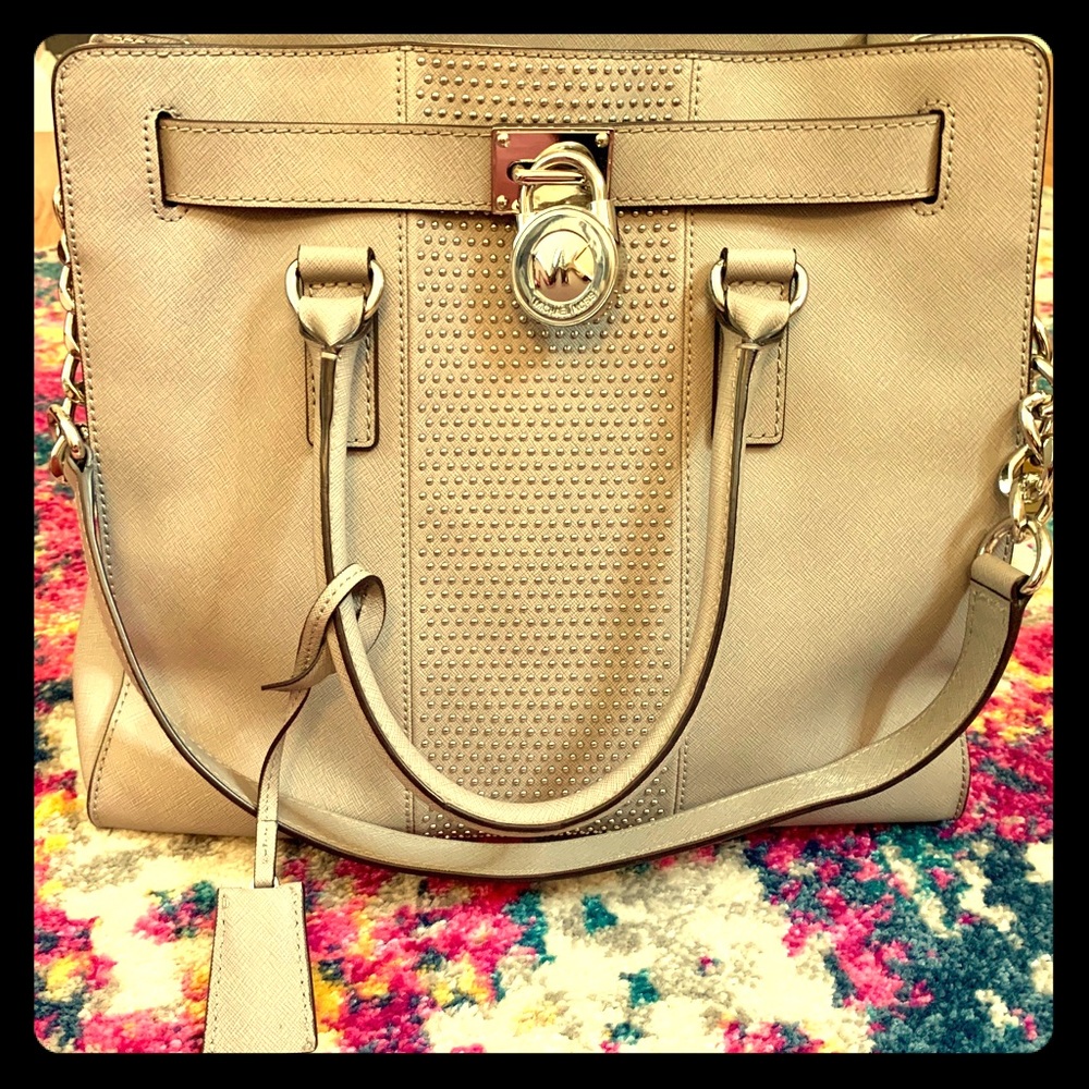 Grey Micro Studded MK Hamilton 👛